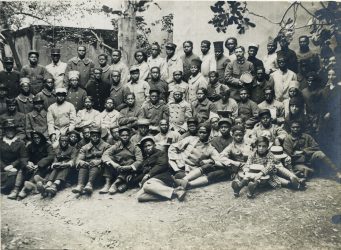 Accueil de tirailleurs malgaches au sein de la communauté protestante de Toulon - mai 1918
